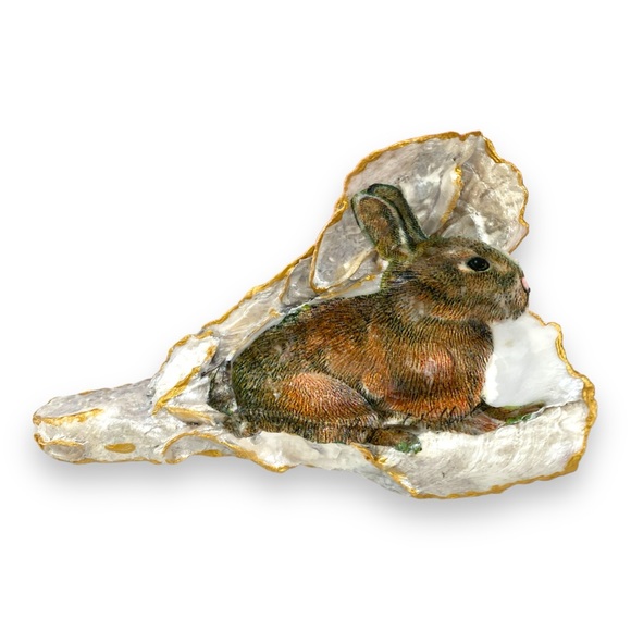 NEW RABBIT CHINOISERIE TOPIARY DECOUPAGE OYSTER SHELL TRINKET, RING or KEY DISH - Picture 3 of 15